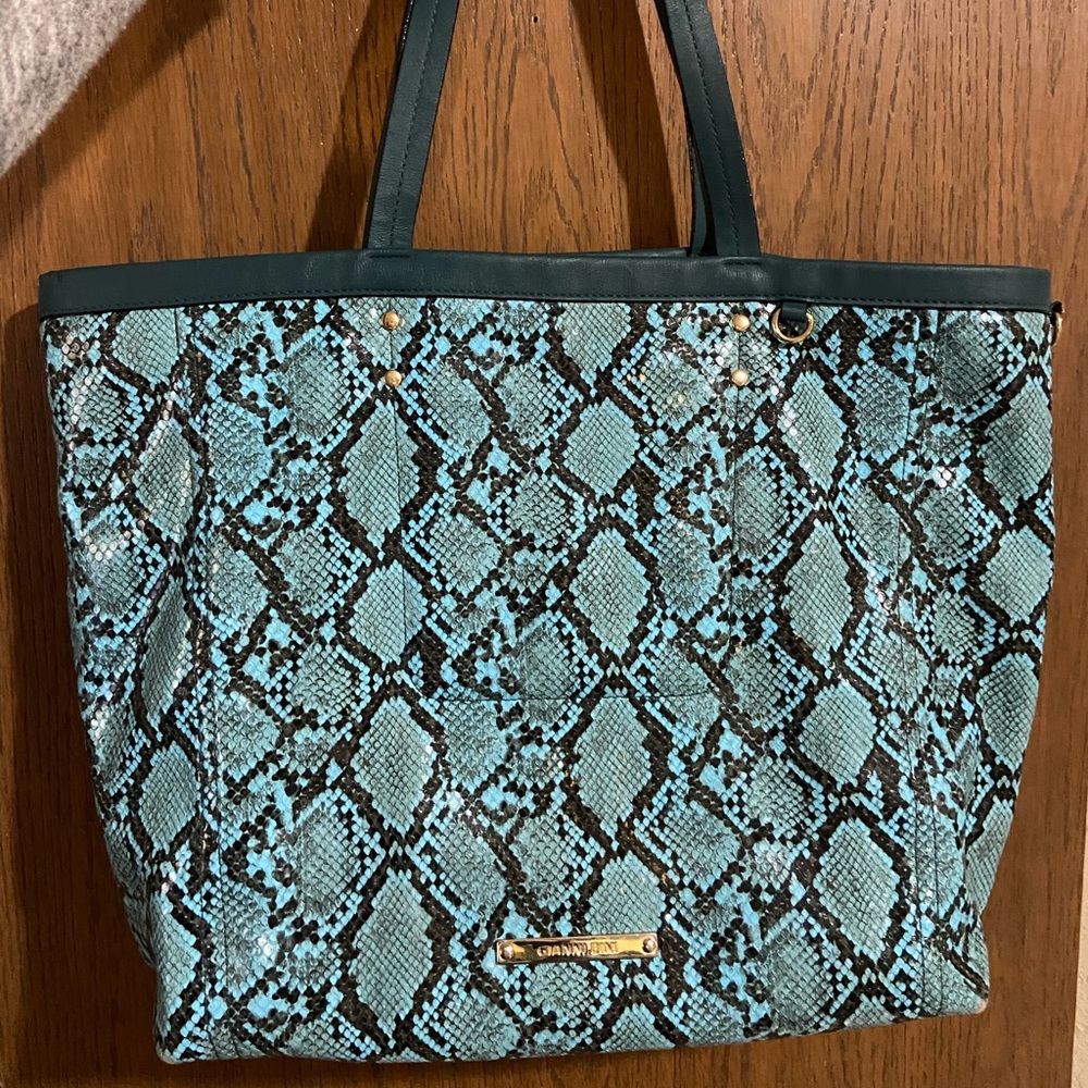 Gianni Bini Purse